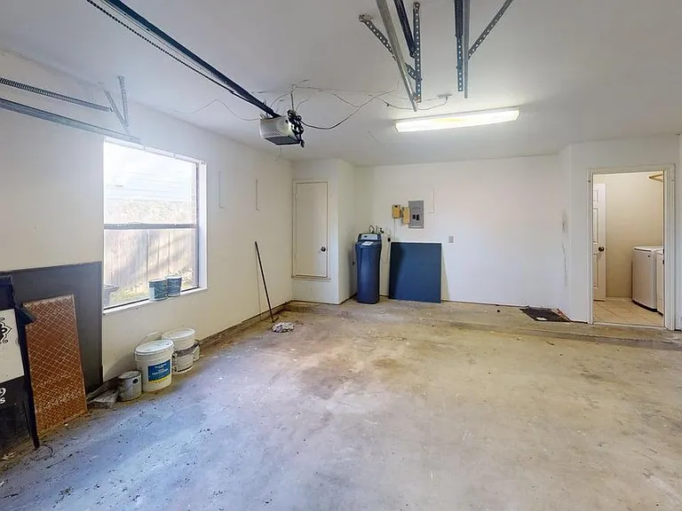 8503 Columbia Falls Dr — Photo 19
