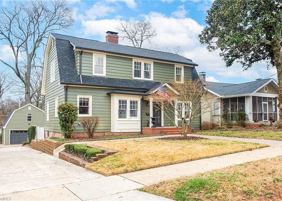 1st image of 304 Woodlawn Ave