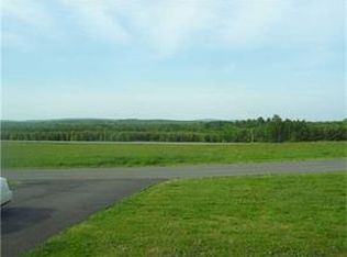 10 S Ridge View Rd, Dover Foxcroft, ME 04426