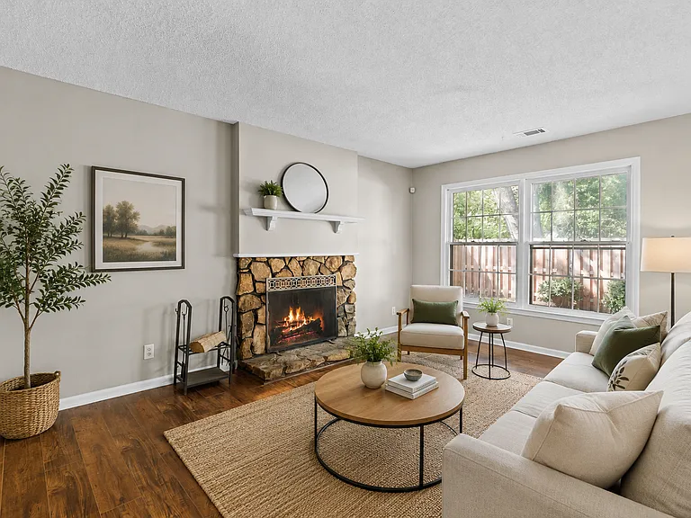 Home is unfurnished. Select photos are virtually staged for visualization purposes only.