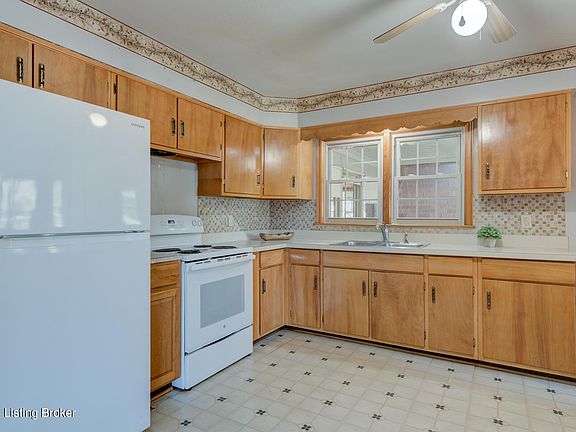 3rd image of 10008 Northridge Dr