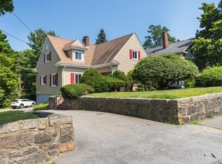 71 Margin St, Peabody, MA 01960
