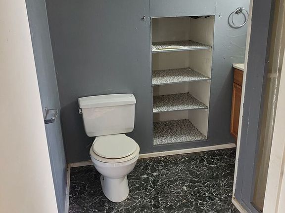 3rd image of 519 Steuben St #10743675