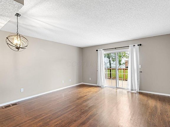 3rd image of 154 Hawkins Ln