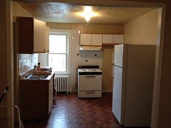3rd image of 244 Newman Ave
