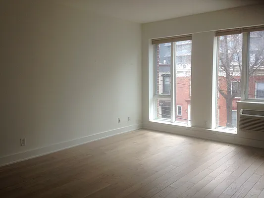 Rented by Modern Spaces | media 7