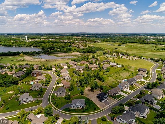 2917 Fairway Drive Chaska-53