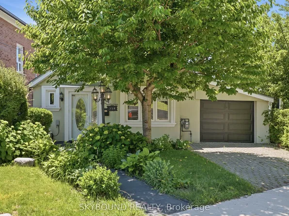 358 Silverthorn Ave, Toronto, ON M6M 3G8