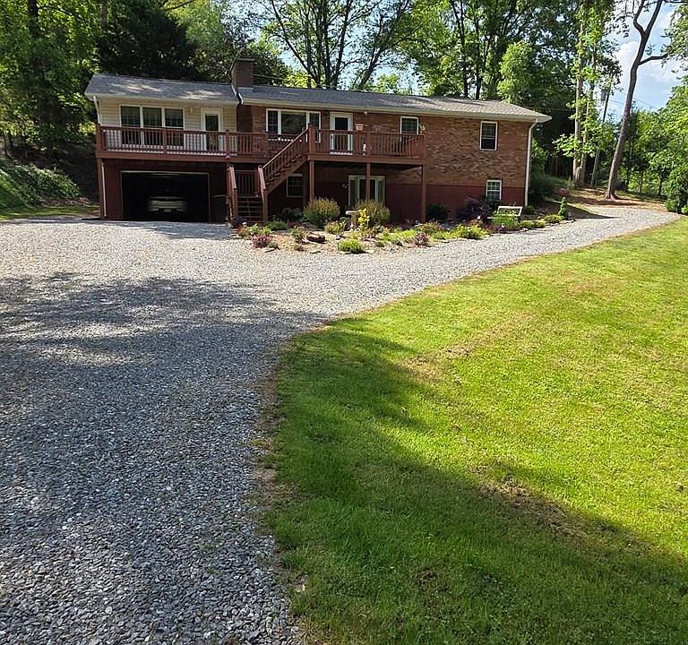 1st image of 208 Ledford Chapel Rd