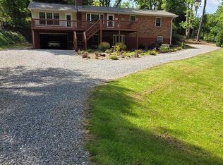 208 Ledford Chapel Rd, Hayesville, NC 28904