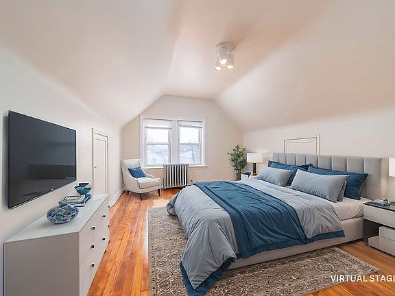 3rd image of 17422 Gladwin Ave