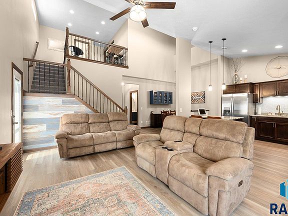 2nd image of 4430 W Kinsley Pl