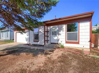 1618 Genoa St, Aurora, CO 80011