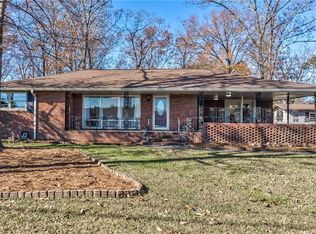 131 Shoreline Dr NW, Rome, GA 30165