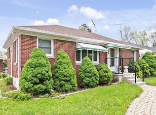 3200 Longfellow Ave, Windsor, ON N9E 2L6
