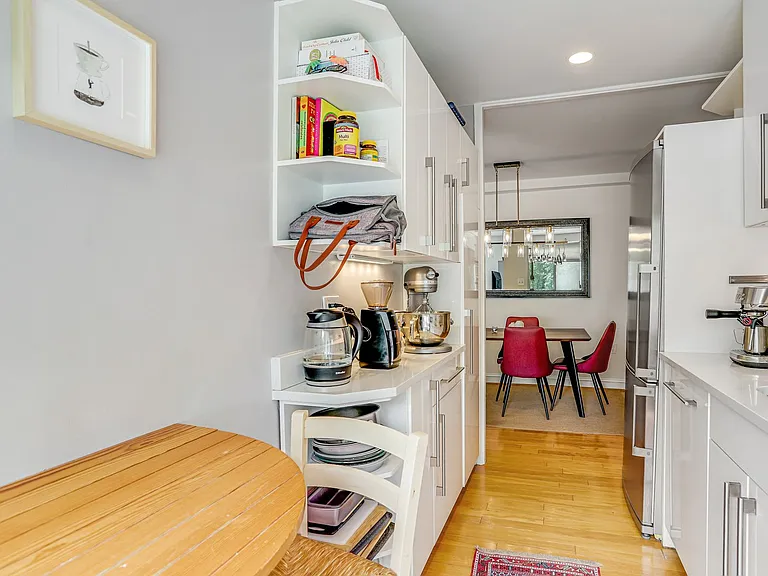 4100 W St NW #209 — Photo 18