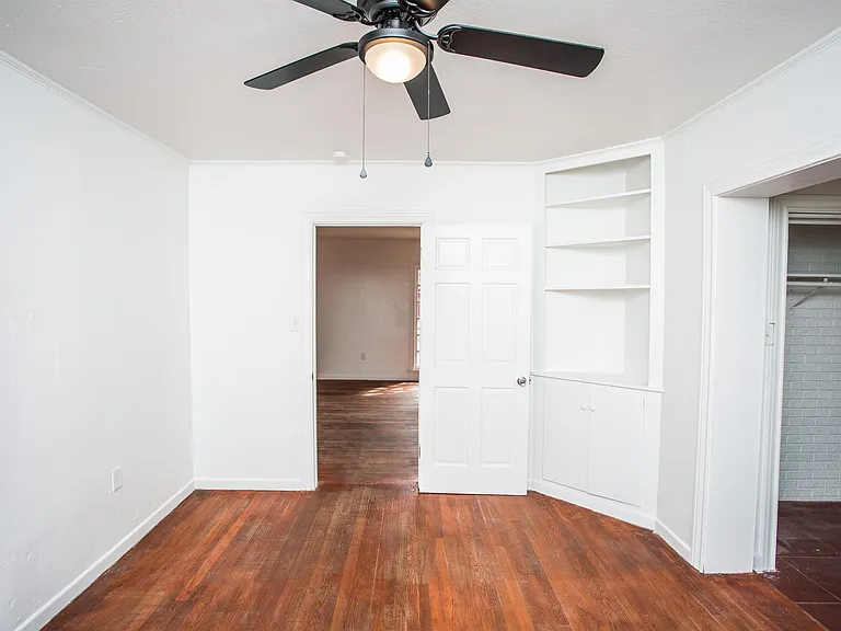 1602 Avenue X - PM2 - Front — Photo 11