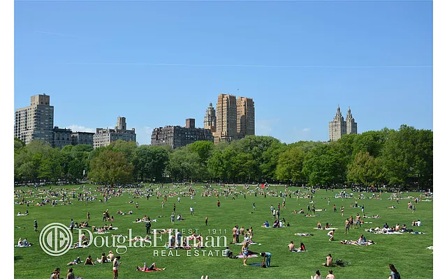 Rented by Douglas Elliman | media 44