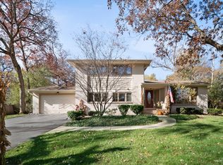 20 Ferndale Rd, Deer Park, IL 60010