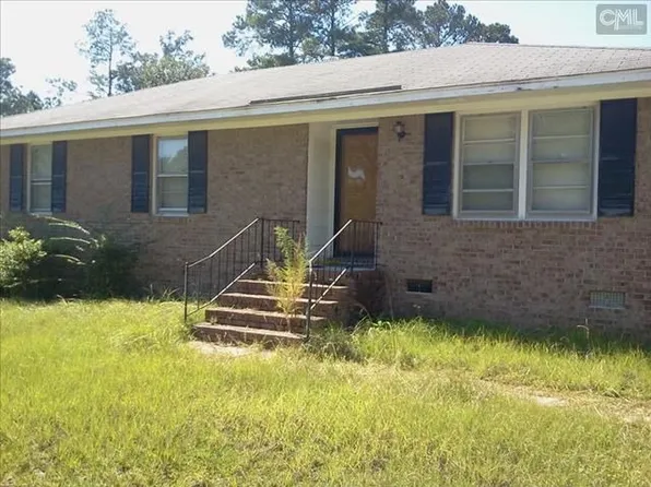 324 Gatlin Dr, Hopkins, SC 29061