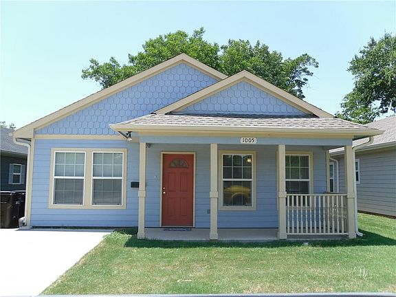 2nd image of 1005 F Ave