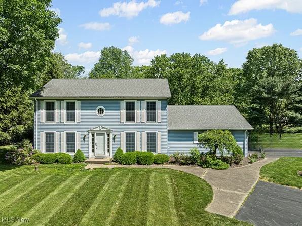 12935 Robinwood St NE, Alliance, OH 44601