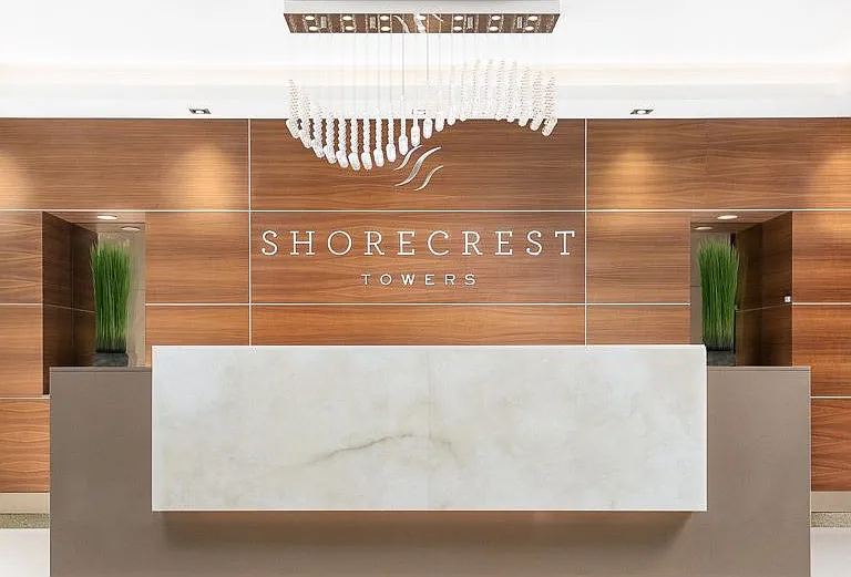 Shorecrest Towers — Photo 1