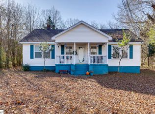 524 Fleming St, Laurens, SC 29360