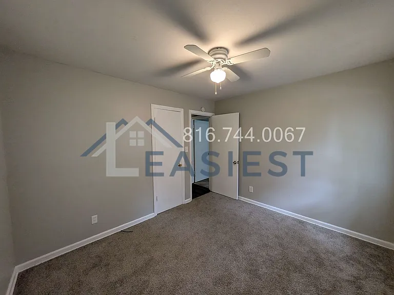 8901 E Gregory Blvd — Photo 15
