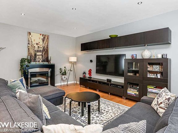 5th image of 56431 Hastings Dr
