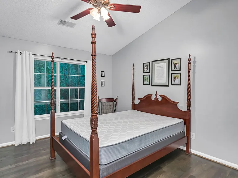 109 Gibson Forest Dr — Photo 17