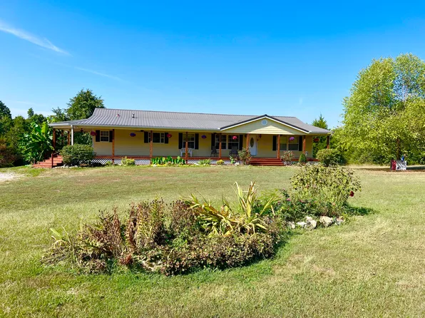 2355 King Road, Mountain Grove, MO 65711