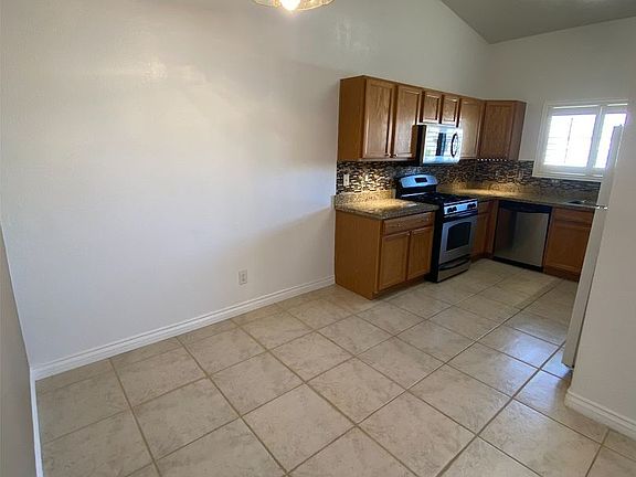 5th image of 2101 Jade Creek St Unit 207