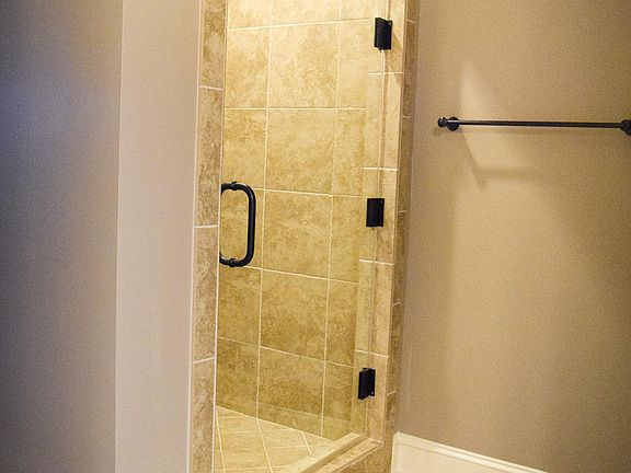 5th image of 820 N Thompson Ln Suite 3I