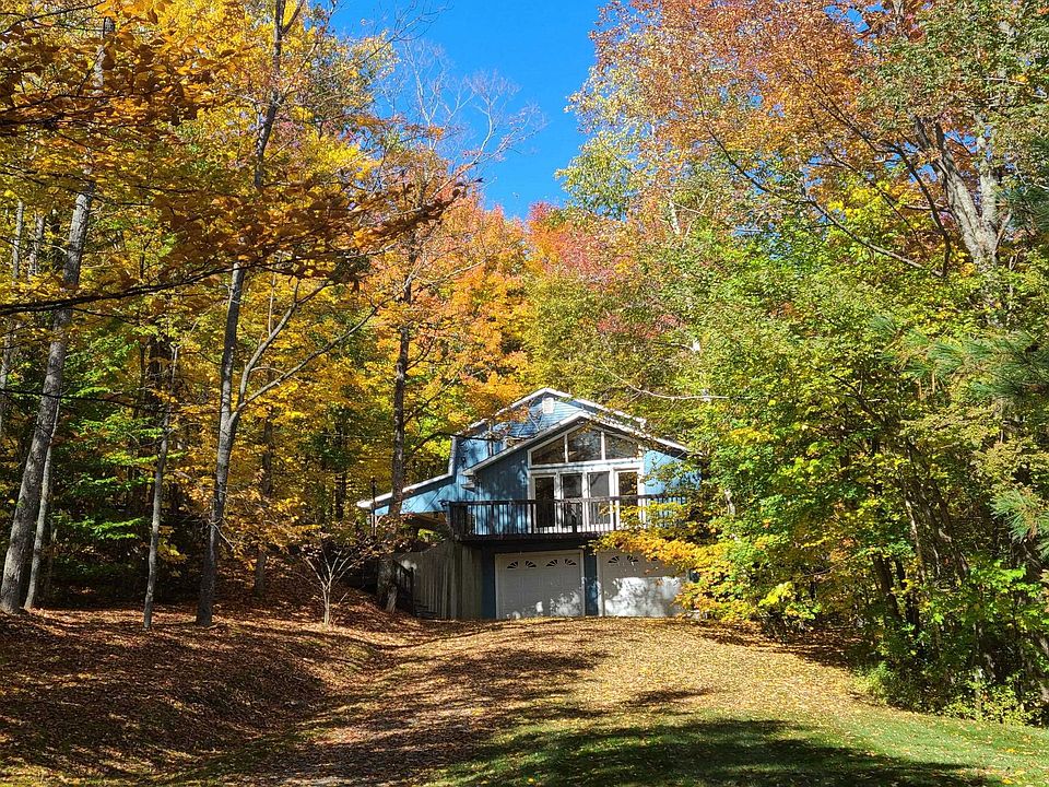 1st image of 576 Agassiz Street