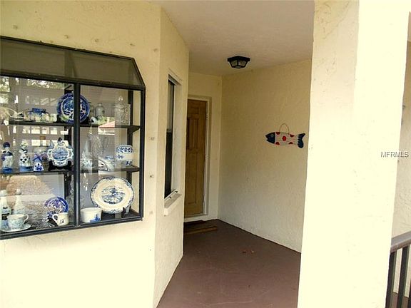 2nd image of 125 Pine Hollow Dr #125