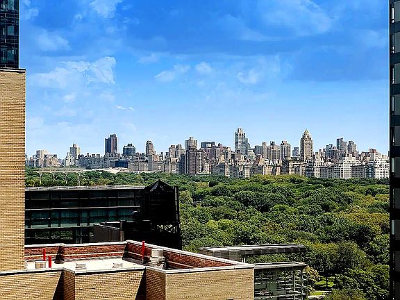 3rd image of 322 W 57th St #29H2