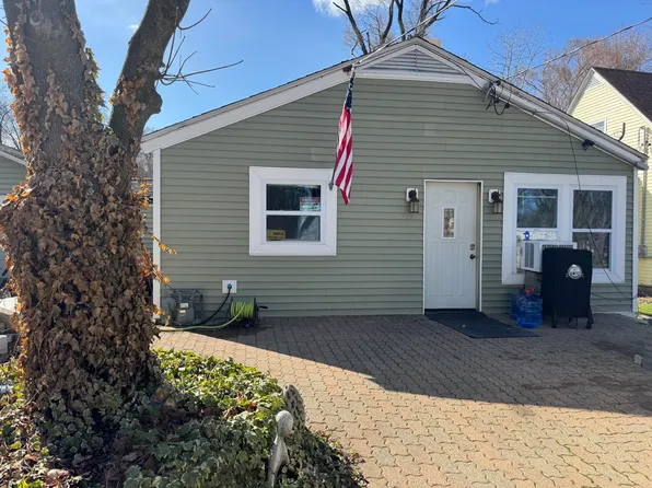 206 S Grant St, Otsego, MI 49078