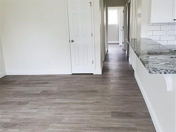 2nd image of 6219 Mentor Park Blvd
