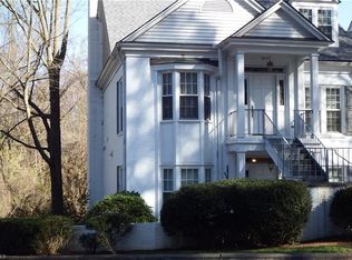130-106 Sunset Cir, Greensboro, NC 27408
