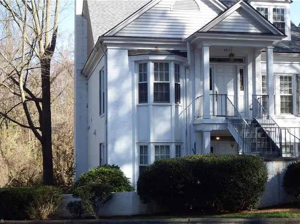130-106 Sunset Cir, Greensboro, NC 27408