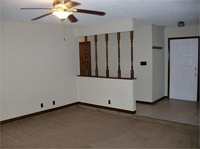 2nd image of 2600 Quincy Cir