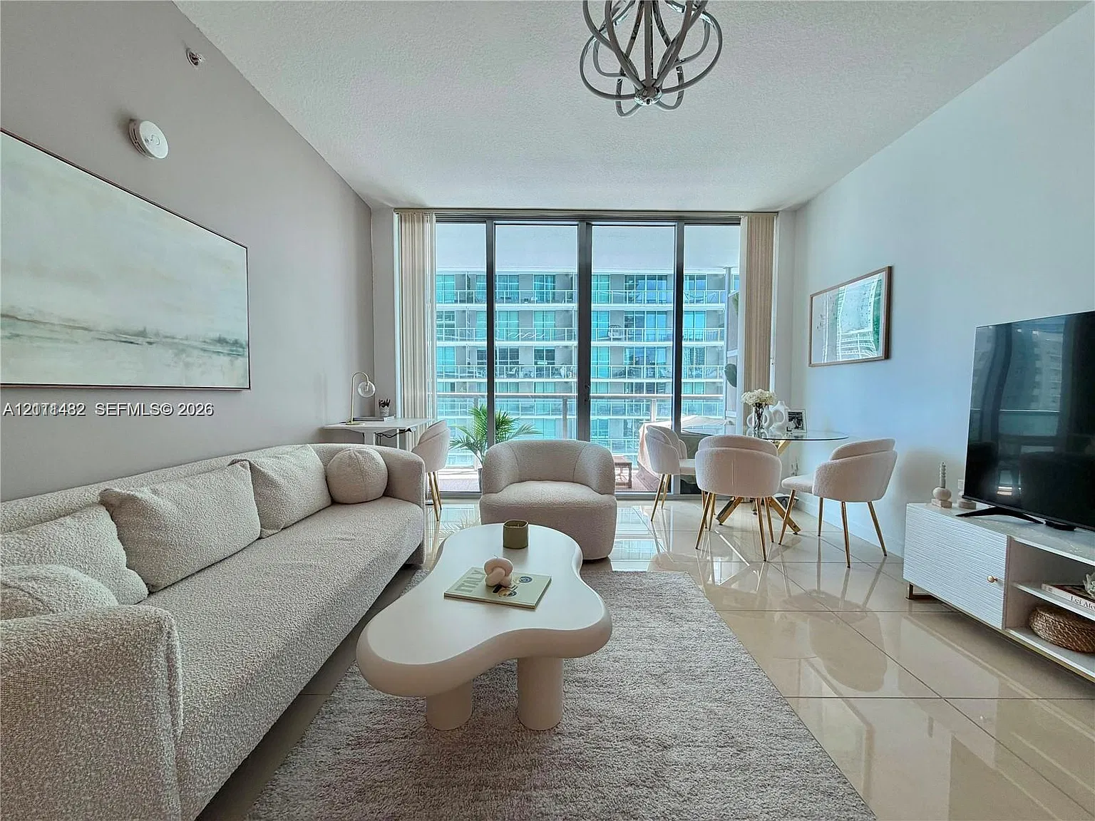 The Axis On Brickell Ii C — Photo 2