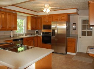 328 Mountain View Ave, Bluefield, WV 24701