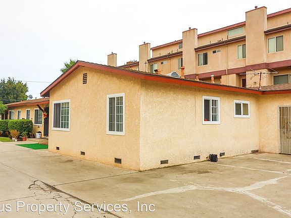 2nd image of 1437 W 224th St APT D