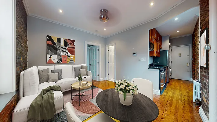 Rented by Bond New York | media 5