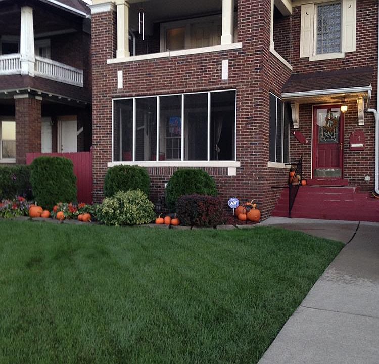 1st image of 1717 Virginia Park St