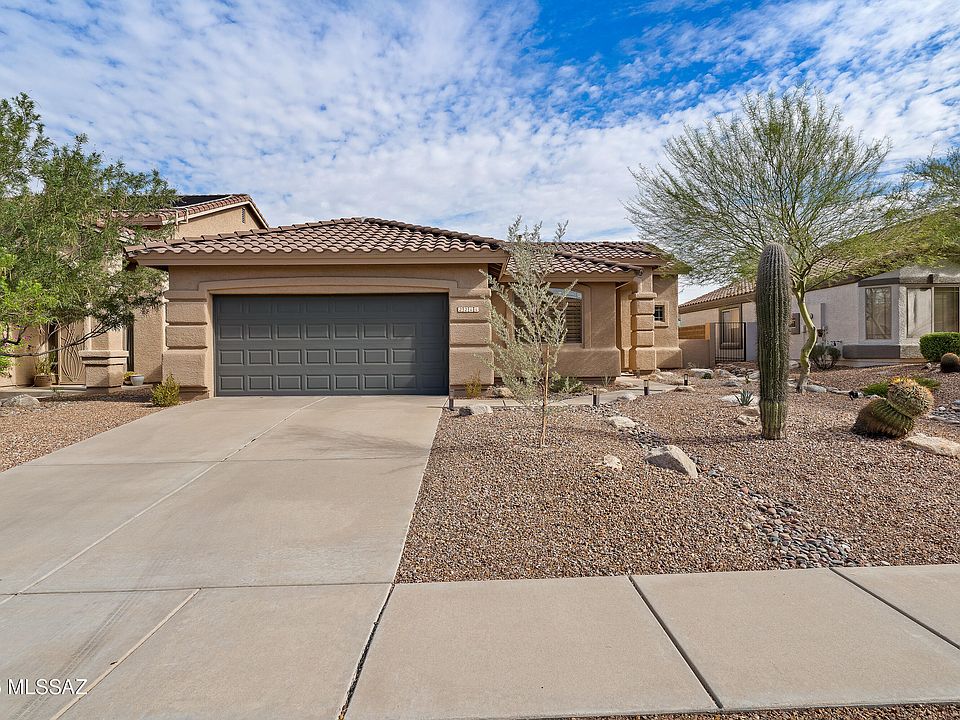 1st image of 2211 E Bedrock Ln
