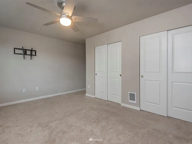 16201 Meadow Rd #B2 — Photo 13