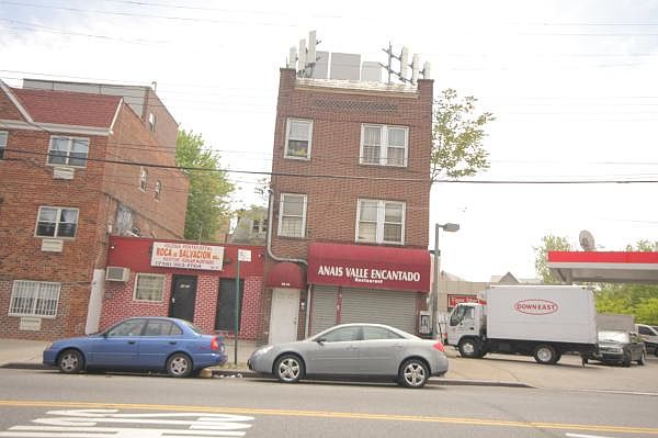 1st image of 9614 Corona Ave